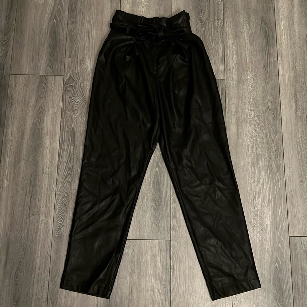 Forever 21 leather trousers M